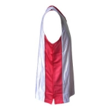 Seitenansicht weiß Basketballtrikots rot/weiß